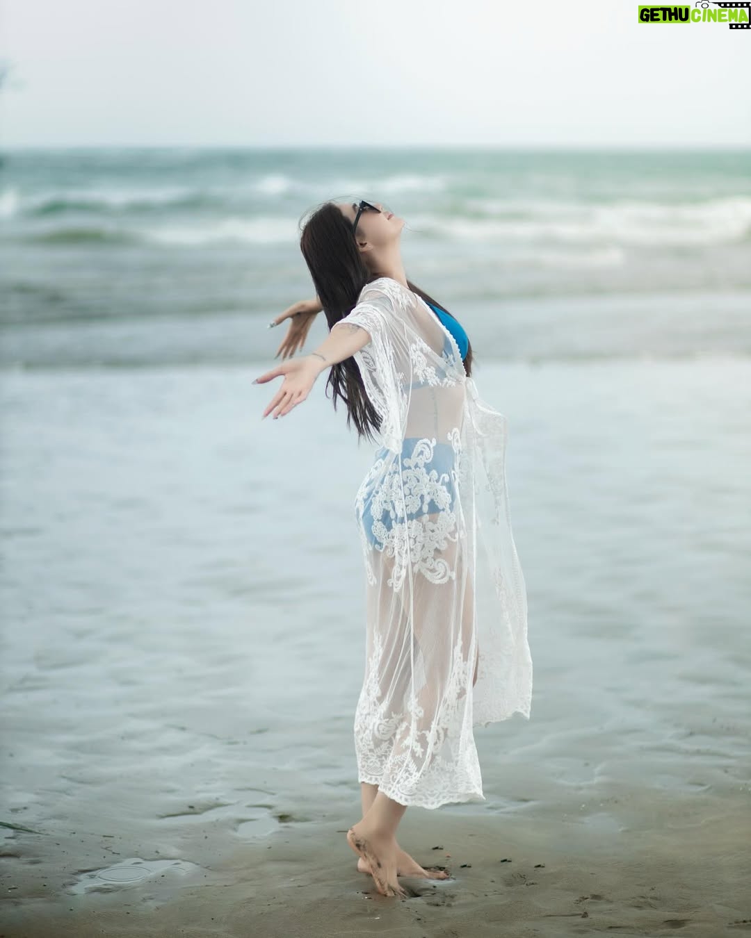 Thinzar Wint Kyaw - 6.2K Likes - 💙🌊 #thinzarwintkyaw👸🏻