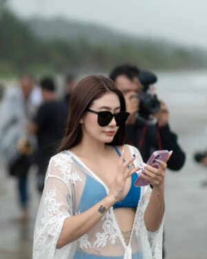 Thinzar Wint Kyaw Instagram - 💙🌊 #thinzarwintkyaw👸🏻