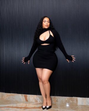Thuli Phongolo Instagram - A fine babe lost herself but a better babe found herself. Major win 🏆
Glam: @thesanhd
Ph: @innographer