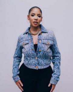 Actress Thuli Phongolo HD Photos and Wallpapers May 2025