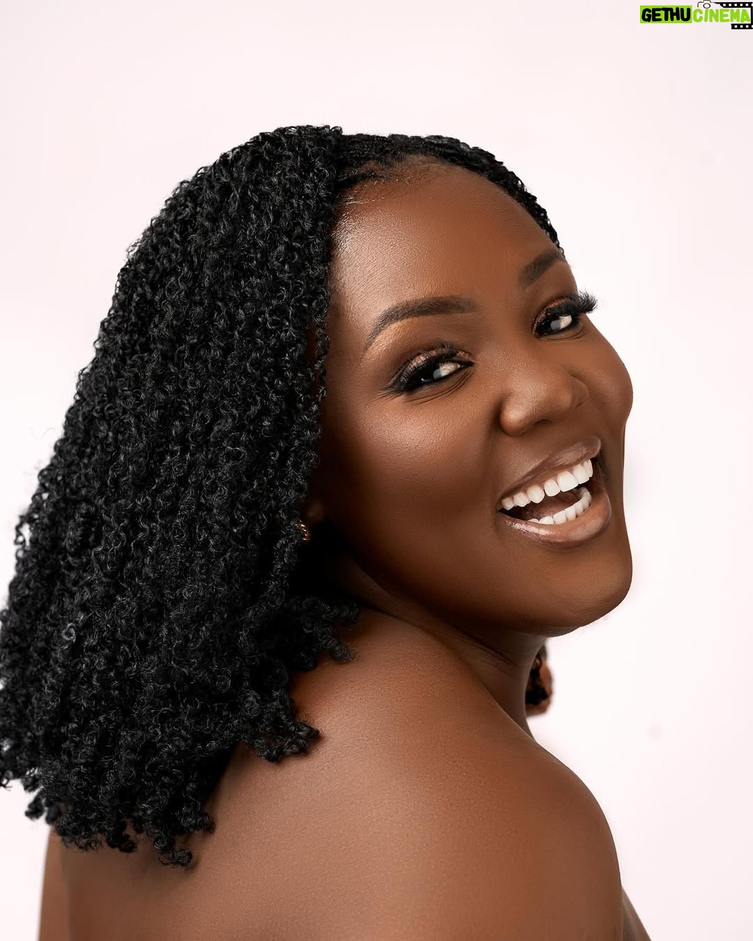 Tima Kumkum - 1.9K Likes - 🌸 Hi, beautiful people 🌸

I just want to say a big thank you for the outpour of love yesterday after I shared my win for the 40 Under 40 Awards 2025,Journalism (Radio, TV & Newspaper category ). 🙏🏽 My heart is so full of gratitude.

This year hasn’t been the easiest, but entering my birth month (September 🎂✨), God showed up for me in ways I can’t even explain. Truly, His grace is sufficient. 💫

To everyone who took the time to celebrate me, send messages, share my posts, and cheer me on, I appreciate you deeply. You made this victory even more special. To George  @kaykwansah my colleague and team member who actually nominated me for this award , God bless you .

And oh, can we talk about this look? ✨ Go get this Curly Spring done @snashbeautycare you’ll love it, I promise. It’s giving everything it needs to give! 😍

Now tell me, which is your favorite pose, style, or smile from these slides ? Drop it in the comments, I can’t wait to see what you loved most. 💕

Hair @SNashBeautyCare (024 452 4151 /024 785 8789)
MUA @Ask Mua Andy 
📸 @CRIK 

#GratefulHeart #40Under40 #SeptemberBaby #ExtraordinaryGrace #timakumkum  #timakumkum #mametwo✌️ #thatobuasigirl #akyemfantechick #oluwaisinvolved  #beinspiredbytima