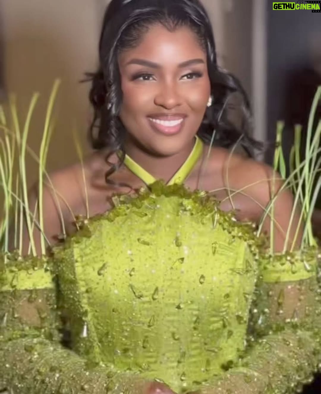 Tima Kumkum - 1.6K Likes - Happy birthday to my birthday mates @iamadwosaaint @portia_boateng1 @maameama_koomson @kulenufanbase may God bless us all