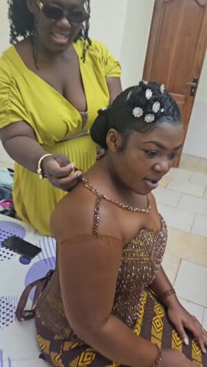 Tima Kumkum Instagram - Big sister duties: fully activated! 🥹💍
Today, in our father’s hometown Akyem Aduasa, I proudly watched my little Mary @yeboahm900 turn from “our baby girl” into somebody’s wife! Akosua, may God remain the center of this beautiful union, because marriage without Him? Hmm, it’s like waakye without the stew. 😅
From holding your hands as a child to holding your veil today, my heart is full. Go and be great, Mrs.! Your big sister loves you endlessly. ❤️
My dress @kpcollectiongh
My hair @snashbeautycare
#proudbigsistermoment