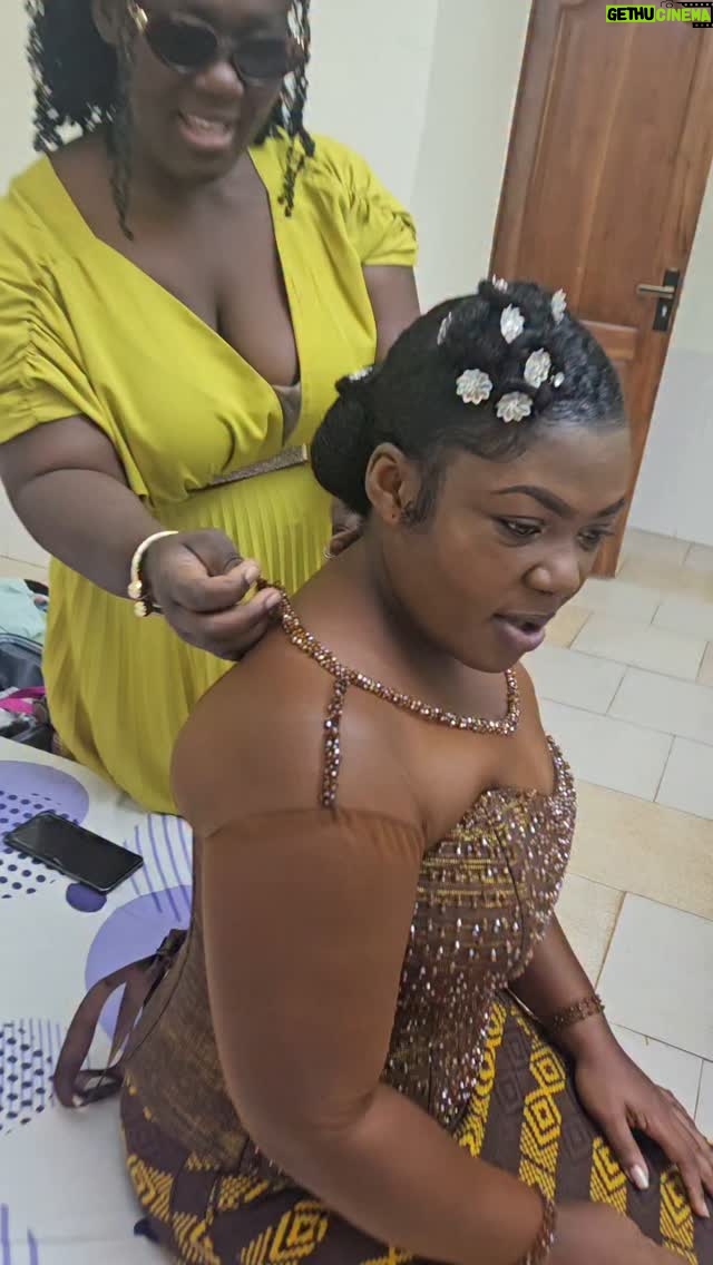 Tima Kumkum - 5.8K Likes - Big sister duties: fully activated! 🥹💍
Today, in our father’s hometown Akyem Aduasa, I proudly watched my little Mary  @yeboahm900 turn from “our baby girl” into somebody’s wife! Akosua, may God remain the center of this beautiful union, because marriage without Him? Hmm, it’s like waakye without the stew. 😅

From holding your hands as a child to holding your veil today, my heart is full. Go and be great, Mrs.! Your big sister loves you endlessly. ❤️ 
My dress @kpcollectiongh
My hair @snashbeautycare

#proudbigsistermoment