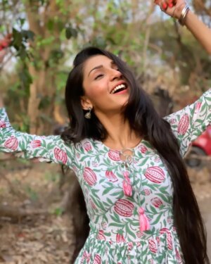 Tisha Kapoor Instagram - Just me being happy 🧿😊
.
.
.
.
#instagram #insta #instapost #instapicture #viralpost #pictureperfect #picoftheday #green #pink #white #happy #smile #blessed #grateful #love #peace #myself #tishians #ghkkpm #ghumhaikisikeypyaarmeiin #starplus
.
.
.
Lots of love ❤️
Be kind to animals 🐾💙🥰😘🤗
Bun hugs 🐇🤗
Love and gratitude 😇💫🔱🕉