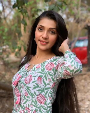 Tisha Kapoor Instagram - Just me being happy 🧿😊
.
.
.
.
#instagram #insta #instapost #instapicture #viralpost #pictureperfect #picoftheday #green #pink #white #happy #smile #blessed #grateful #love #peace #myself #tishians #ghkkpm #ghumhaikisikeypyaarmeiin #starplus
.
.
.
Lots of love ❤️
Be kind to animals 🐾💙🥰😘🤗
Bun hugs 🐇🤗
Love and gratitude 😇💫🔱🕉