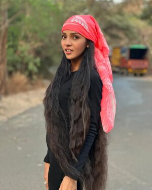 Tisha Kapoor Instagram - Let the light take over 💫🧿
.
.
.
#instagram #Insta #instapost #instapicture #viralpost #pictureperfect #picoftheday #black #pink #blackpink #longhair #smile #cute #happy #blessed #bliss #ghkkpm #ghumhaikisikeypyaarmeiin #starplus #tishians #love #Peace #greatful #nature
.
.
.
Lots of love ❤️
Bun hugs 🐇🤗
Be kind to strays 🐾😘💫🤗🧿💙
Love and gratitude 😇🔱🕉🥰