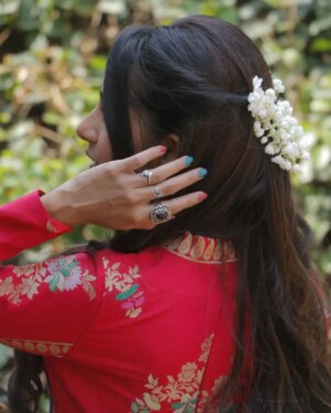 Tisha Kapoor Instagram - Oooo gulabooooooo 💖🧿💫
.
.
.
Pc :- @future_film_
Thank you for these beautiful clicks
.
.
.
#Insta #instagram #instapicture #pictureperfect #instapost #picoftheday #viralpost #indianwear #happy #blessed #love #pink #blue #Peace #ghkkpm #ghumhaikisikeypyaarmeiin #tishians #starplus
.
.
.
.
Lots of love ❤️
Bun hugs 🐇🤗
Be kind to strays 🐾❤️🥰🤗
Love and gratitude 💙😇🕉🔱