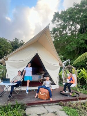 Titi Kamal Instagram - Bedugul, Bali, Indonesia 🥰
.
.
#bedugul #bali #indonesia #glamping