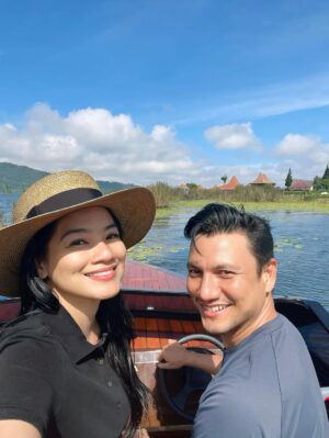 Titi Kamal Instagram - 💖☘️🌿 slow living
.
.
#bedugul #bali #bedugulbali