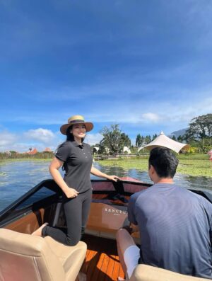 Titi Kamal Instagram - 💖☘️🌿 slow living
.
.
#bedugul #bali #bedugulbali