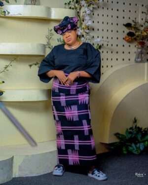 Toyin Abraham Instagram - Happy Birthday to me — the one and only Oversabi Aunty of Nigeria! 🎉💃
Fam, as my birthday gift to you, go watch Alakada Bad and Boujee now on www.kava.tv 🎬
Let’s laugh, learn, and enjoy together! 🥳❤️
#AlakadaBadAndBoujeeOnKava #OversabiAunty #OSAtheMovie #19thDec #InCinemas #1BillionLoading
Aso oke @bimmms24 @bimmms24