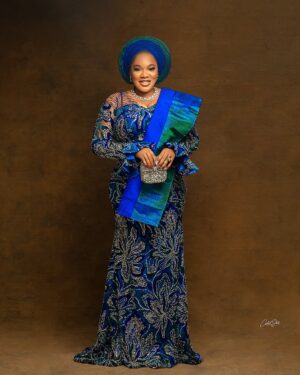 Toyin Abraham Instagram - Outfit tailored @ykarisfashion
Fabric @ewalagos.ng
Accessories & purse @tavinstoresbytiwabola
Makeup @bernards_magic
Pls watch Street Genius on Toyin Abraham Tv on YouTube 💪💪💯