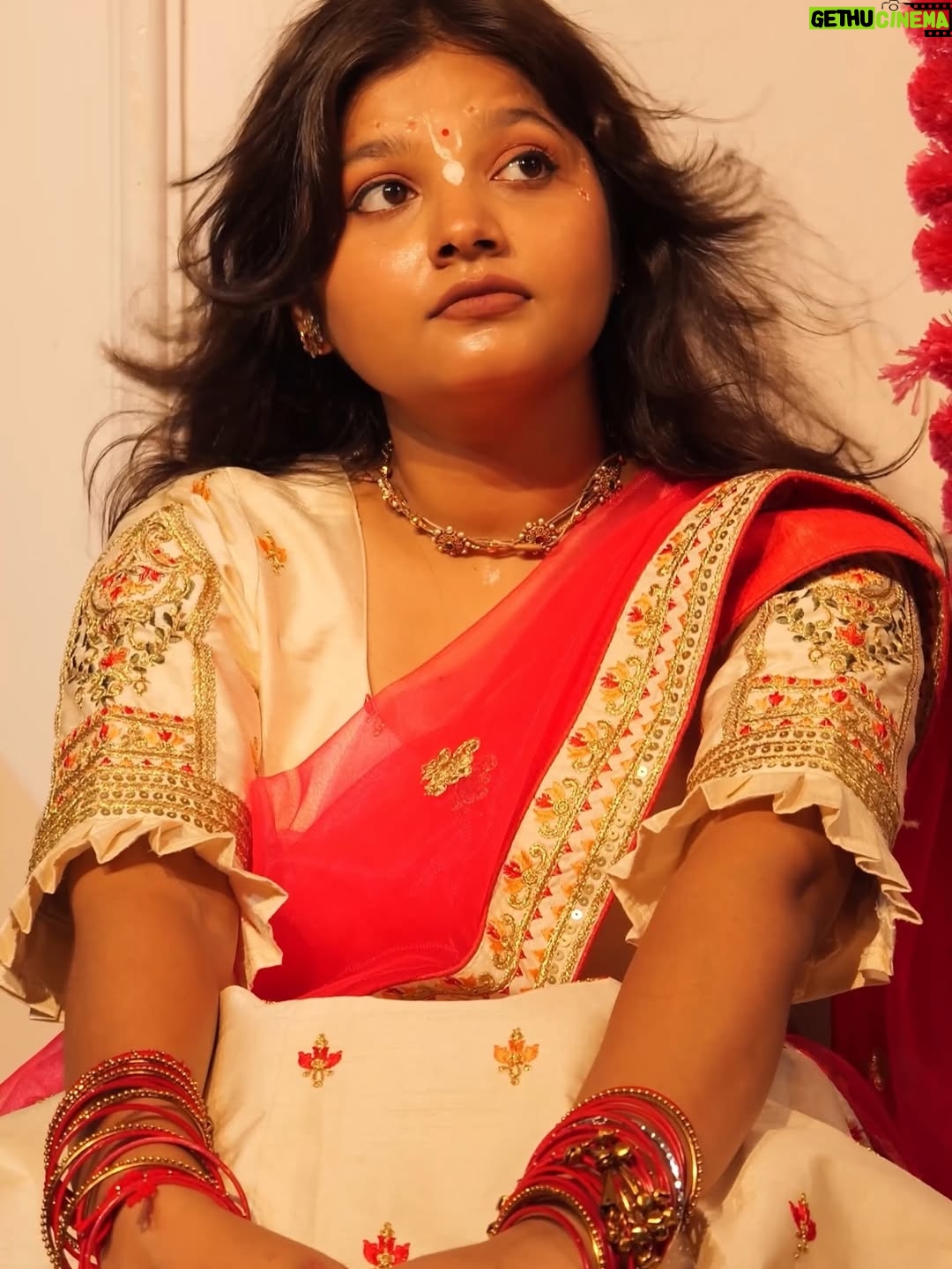 Trapti Gupta - 89.9K Likes - Radhe Radhe..🥰😍