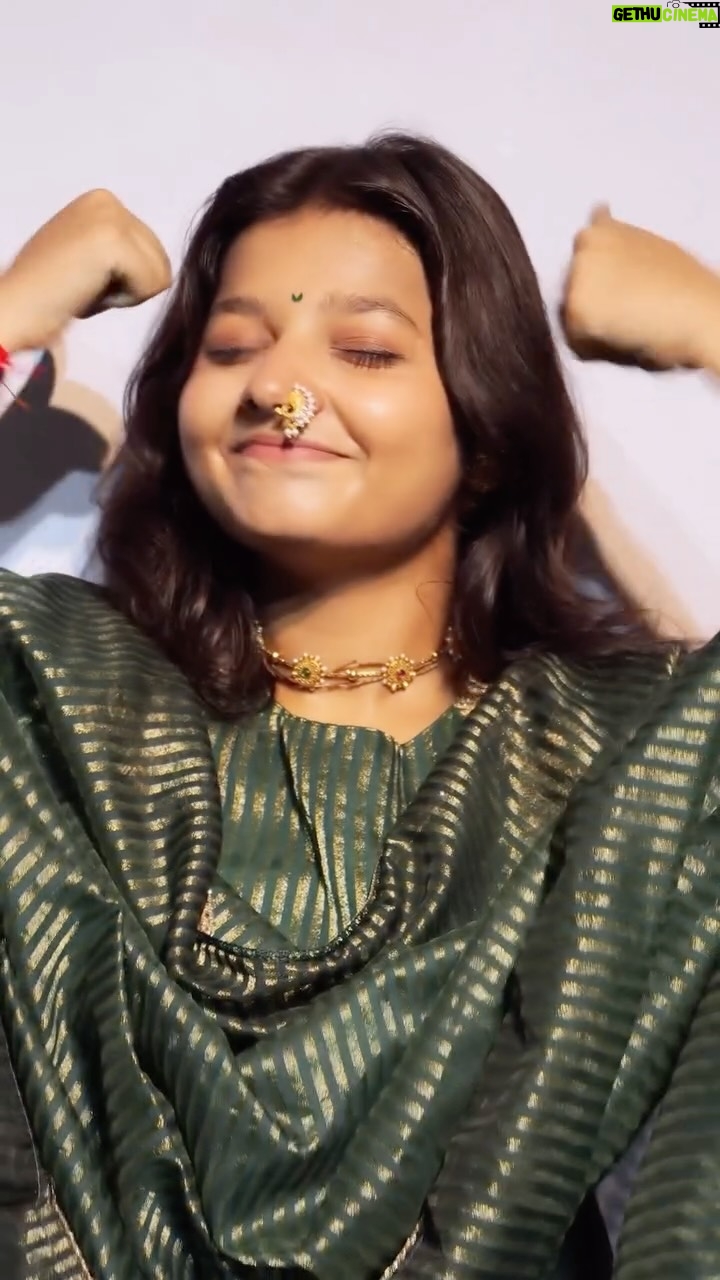 Trapti Gupta - 25.7K Likes - Heroine mujhe bna de dena😍