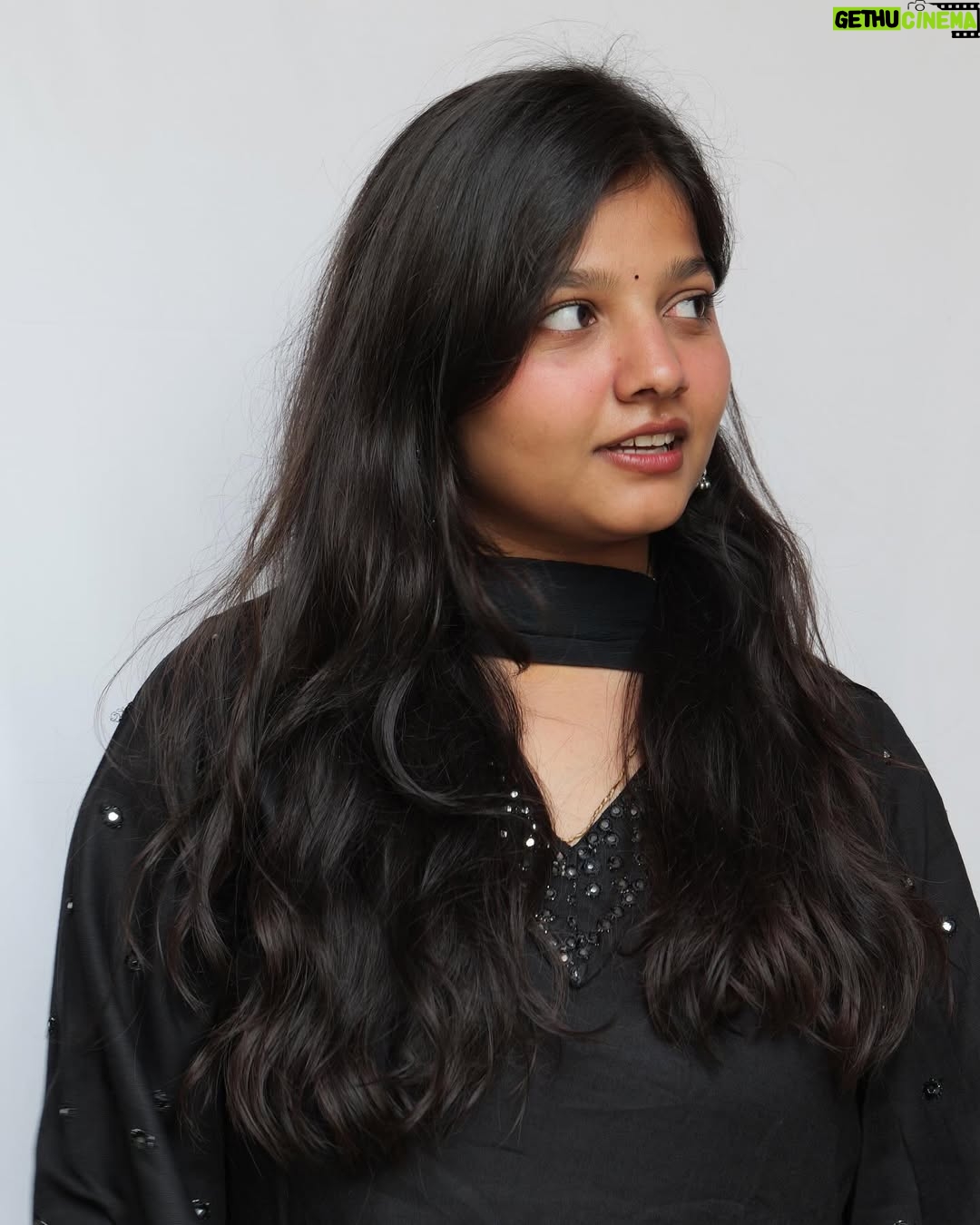 Trapti Gupta - 33.4K Likes - 🖤