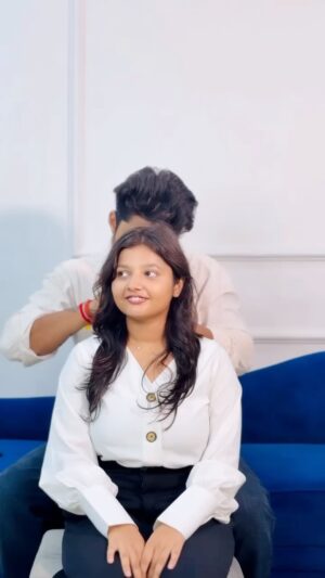 Trapti Gupta Instagram - Rakhi isn’t just about gifts, it’s about the bond that shines brighter every year ✨
This Raksha Bandhan, celebrate the love, the nok-jhok, and those unspoken moments with something as timeless as your bond — Palmonas jewellery 💝
Because every sister deserves something classy… and every brother deserves that priceless smile!
@trakul_the_siblings_official 
@palmonas_official 

#NokJhokWithPalmonas 
#Palmonas 
#DemiFineJewellery 
#PalmonasGifting 
#RakhiSpecial