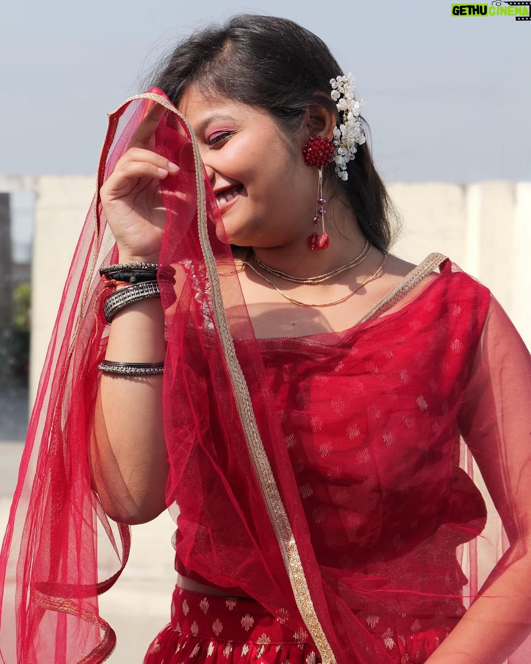 Trapti Gupta - 62.6K Likes - 😍😍