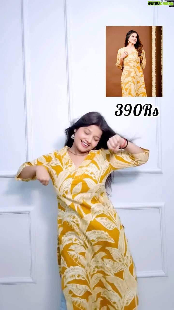 Trapti Gupta - 307.6K Likes - Comment for link🔗 
All kurtis are pure cotton 😍
#wishlinked