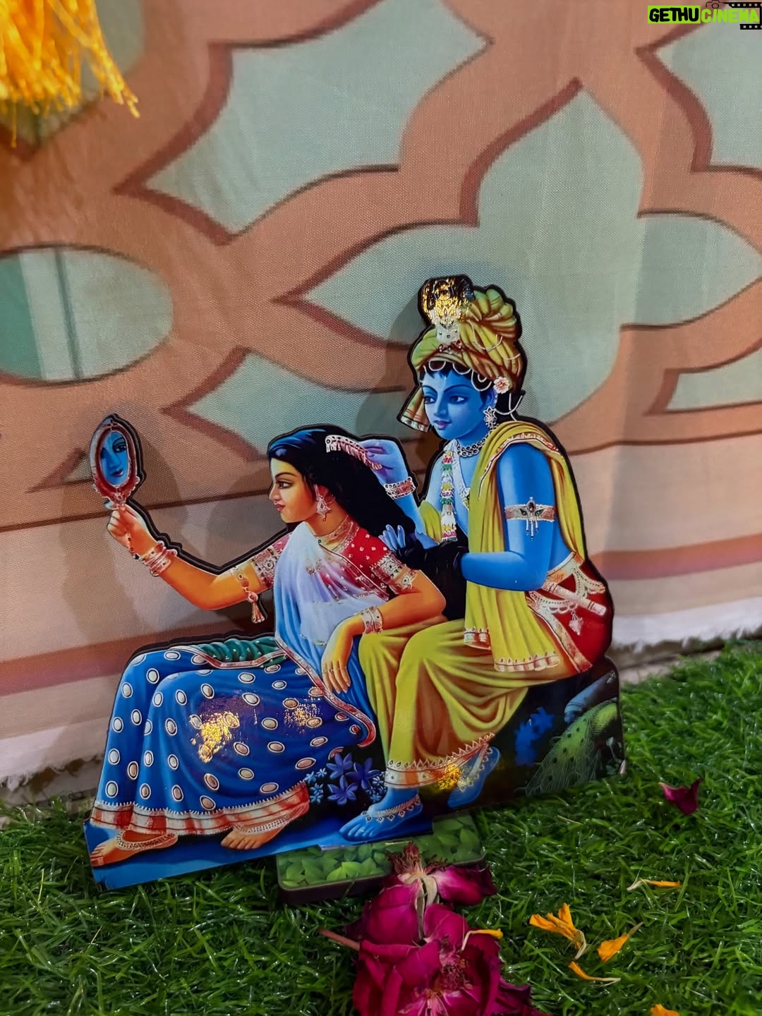 Trapti Gupta - 89.9K Likes - Radhe Radhe..🥰😍
