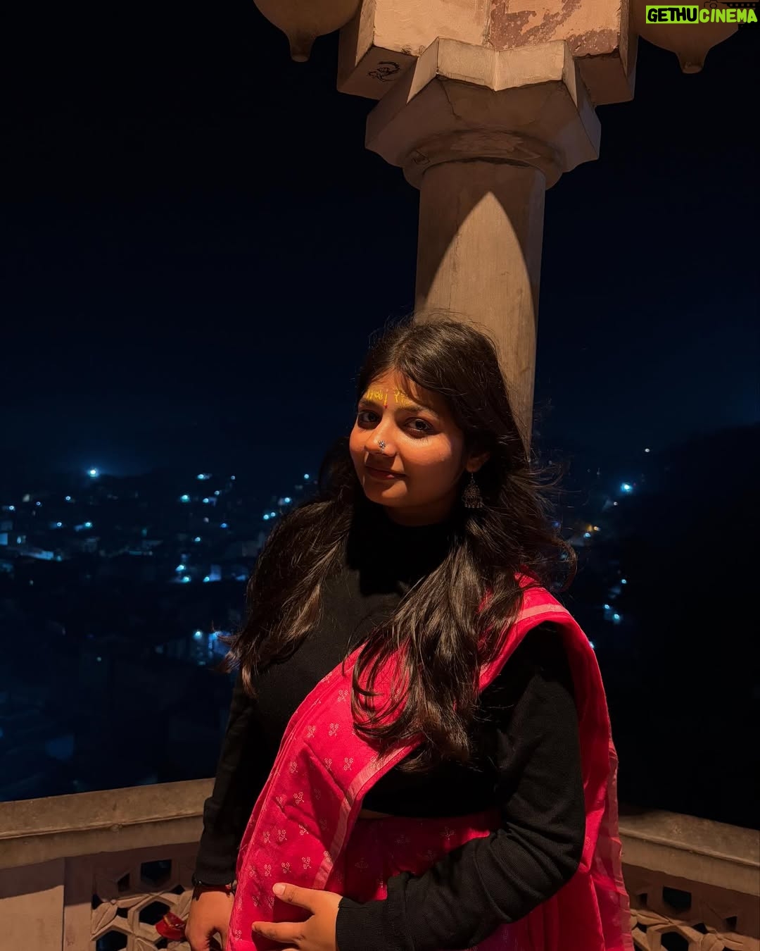 Trapti Gupta - 52.3K Likes - Radhe Radhe🎀💞