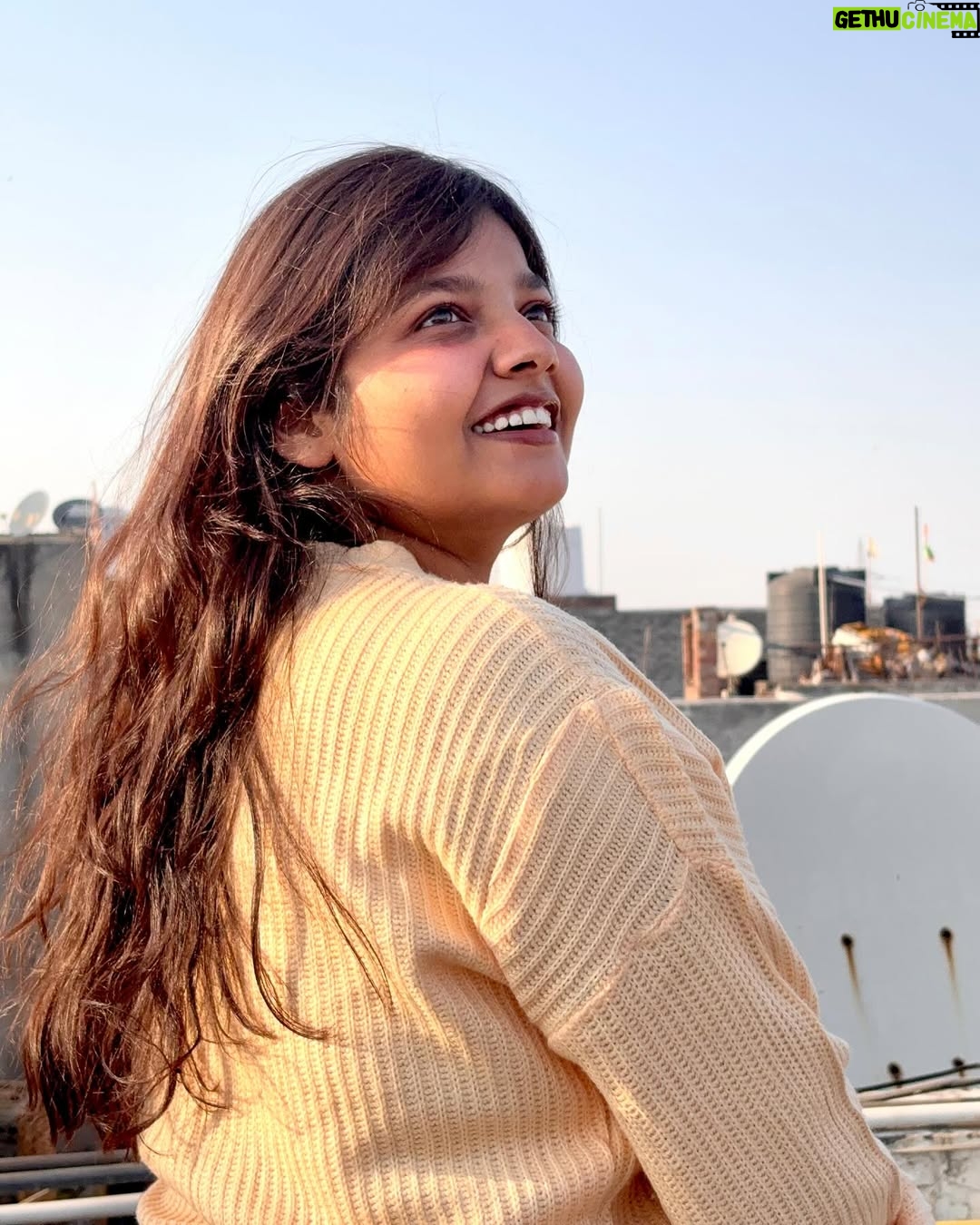 Trapti Gupta - 37.2K Likes - 💝🎗️🌻🌼