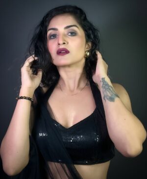 Trishaa Kamlakar Instagram - 🖤 

#fyp #explorepage #Lovtrishaa
