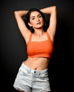 Actress Trishaa Kamlakar HD Photos and Wallpapers January 2025