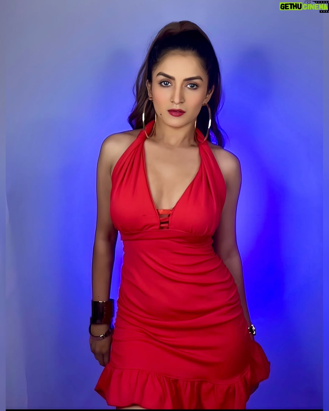 Trishaa Kamlakar - 3 Likes - Feeling fiery in red ❤️‍🔥 

 #fyp #photoofday #instagood #explorepage #redhot #red #ootd #lookbook #Lovtrishaa