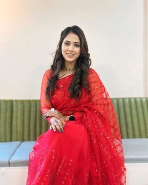 Trupti Rane Instagram - Life is too short to argue just say 
बाईईईईई……. And move on ❤️‍🔥✨
.
.
Mua - @bunny_6927_ 
.
.
.
#bunny #trending #cute #smile #viral #insta #instadaily