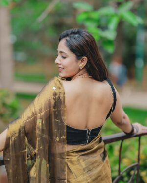 Trupti Rane Instagram - कातील मेरी हर एक अदा 🔥 कर दुंगी घायल तुझे 🙈❤️
.
.
.
Saree - @chintamani.collection5500 
Jewellery- @divya_creation01 
Pc - @ashish_jadhav_photography 
.
.
.
.
#bunny #trmakeup #love #cute #smile #viral #instadaily #viral