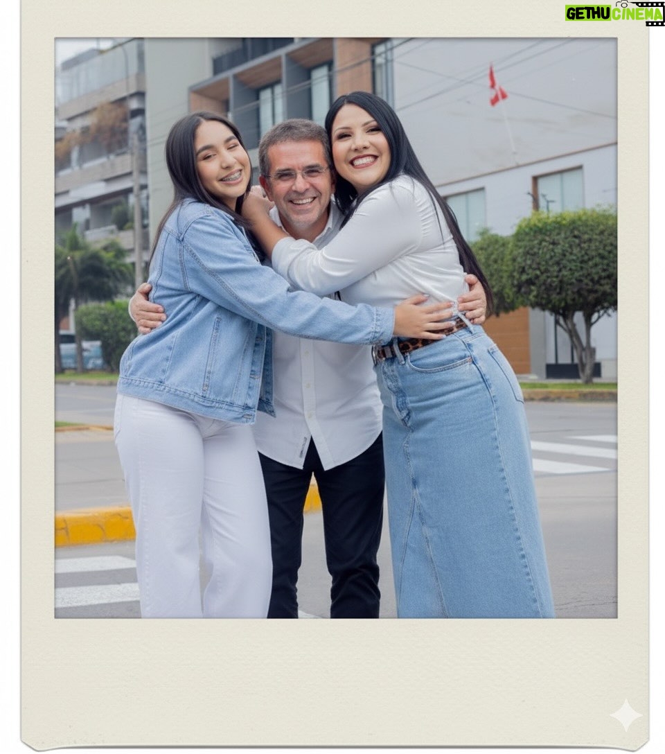 Tula Rodríguez - 47.3K Likes - Juntas somos el mejor duo, pero en nuestro corazón siempre seremos el mejor equipo de 3 y desde el cielo estoy segura que está orgulloso de ti 🤍
TE AMAMOS ❤️

#DiosEsBueno #DiosTeAma #Familia