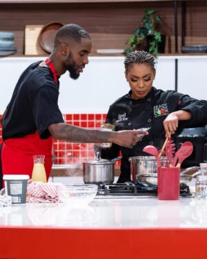 Tumi Morake Instagram - Catch tonights episode of @readysteadycooksa with myself and @mrjordanflyy as we cook it out on @sabc3 , where we make “the things that make the pots cannot make the pots to be done” & If you dont gerrit forget about it. Just tune in tonight to witness the vibes and insights.

Hosted by yours truly: : @moshendiki 

GreenTeam Chef’shenko: @lornamaseko 

RedTeam Chef’shenko: @mmule_setati 

#tumibathong #hauweng #berekamosadi #readysteadycook #chef #cheflife #sabc3 #episode #food #fun