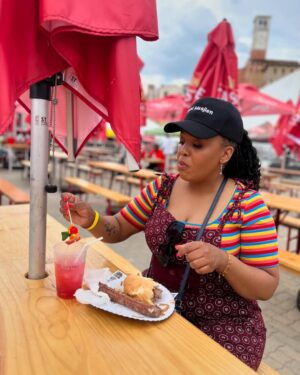 Tumi Morake Instagram - When @chrisforrestsa invited me to come talk smack and host a braai demonstration with the inimitable @chef_bennym i was like, “say less”. 🍻🥩🐟🔥#ultimatebraaimaster #tumibathong