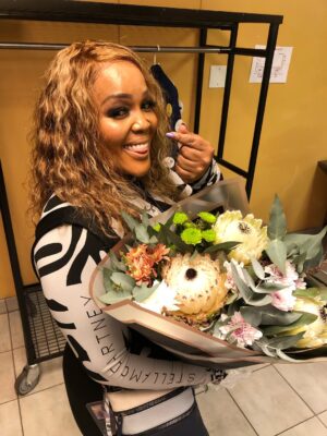 Tumi Morake Instagram - Grateful for the flowers I continue to receive while I’m still alive. 
This goes out to everyone that’s shown me love and support in this thing we call life/impilo/BOPHELO !! This is a reminder to reach out to your loved ones, colleagues, or even strangers because you never really know what people are REALLY going through out there or maybe simply just in need of a morale booster. #Ubuntu. #Motho ke Motho Ka Batho. #Help a Helping Hand. 

@osmtalent 
@primoexecutivecars 

#tumibathong #hauweng #berekamosadi #FirstladyOfSAComedy #comedy #gratitude #growth