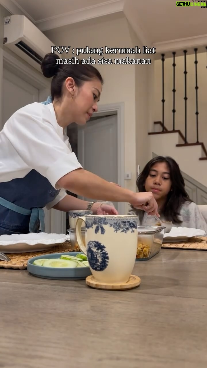 Tyna Dwi Jayanti - 17K Likes - Lumayan sisa cakalang rica hari ini kemasak semua 😋 yaaa nikmatku kayak gini, masakin anak2, dinikmatin, dihabisin ❤️☺️