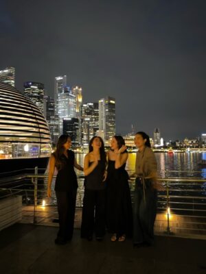 Tyna Dwi Jayanti Instagram - #AboveBeyond experience at @marinabaysands , it’s only Day 1 but im having so much fun already 🤌🏼