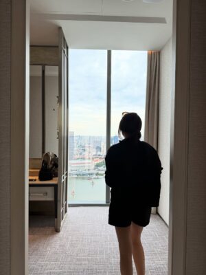 Tyna Dwi Jayanti Instagram - #AboveBeyond experience at @marinabaysands , it’s only Day 1 but im having so much fun already 🤌🏼