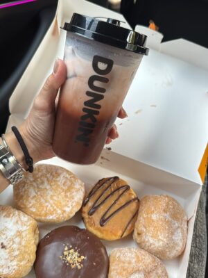 Tyna Dwi Jayanti Instagram - My August so far 🤍
*donut lg menjadi highlight
