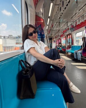 Tyna Dwi Jayanti Instagram - Jakarta 🚝🤍