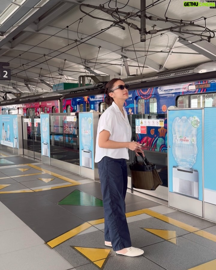 Tyna Dwi Jayanti - 14.6K Likes - Jakarta 🚝🤍