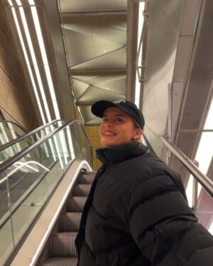 Ulrikke Falch Instagram - Kasketter og mat (  har offisielt flyttet til københavn)