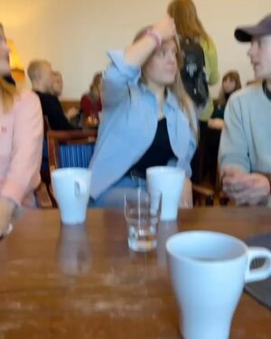 Ulrikke Falch Instagram - Gjett hvem jeg side-eyer