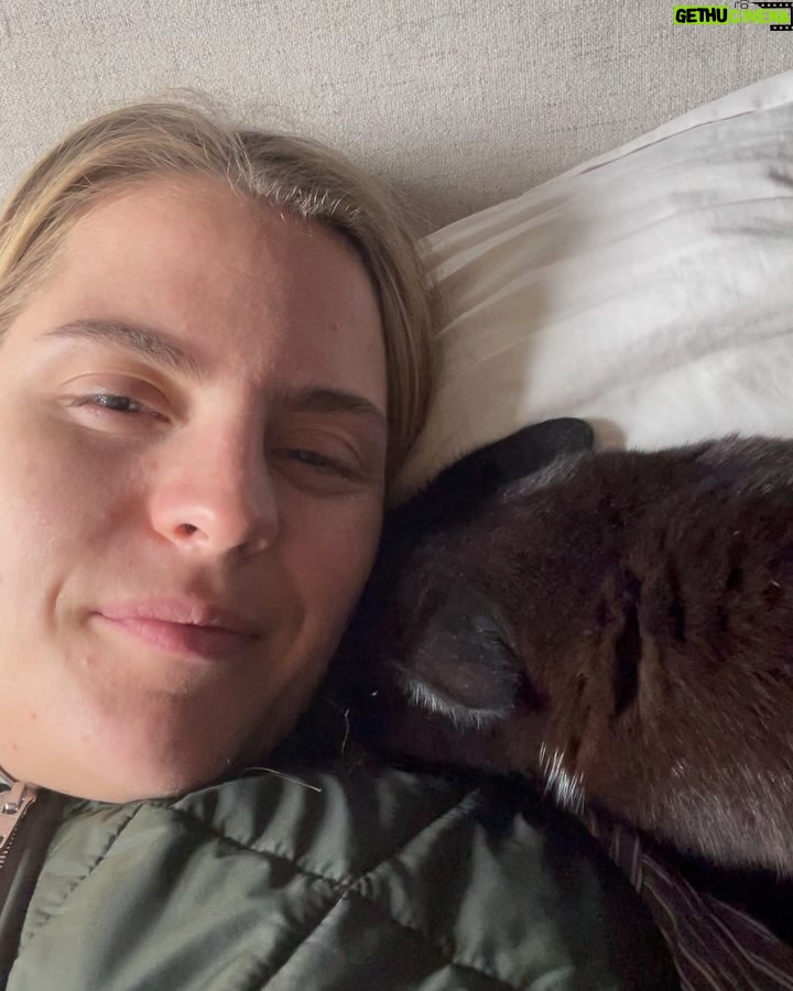 Ulrikke Falch - 3 Likes - Gjett hvem jeg side-eyer