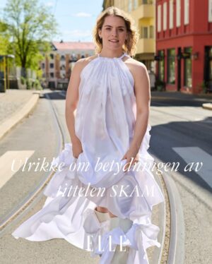 Ulrikke Falch Instagram - ✨ “Hva betyr egentlig skam?”
@ulrikkefalch reflekterer over tittelen SKAM – og hvordan følelsen av skam former oss som mennesker.

Les hele intervjuet i vår nyeste sommerutgave nå! 

Foto: @cathrinewessel 

#skamnorway #skam #ellenorge #vildeskam #skamvilde