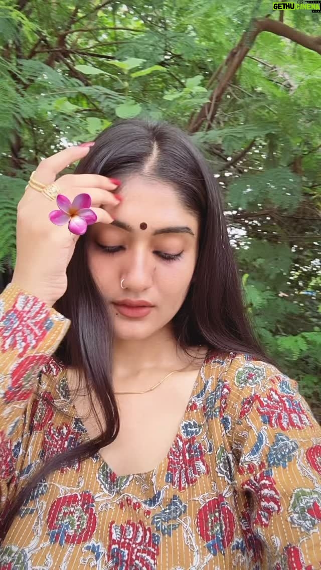 Umisha Ashar - 3 Likes - Dekh, meri itni bhi khata nahin!

Aisi bhi kya Narazgi yaar?!

New song by Priyesh Khanna out now 🎶🔥 

Full song on Spotify:
https://open.spotify.com/track/4fZNoslRuTXGVcVZUIoweA?si=qXZx60pzRvCJIIkrmVSqJQ
 
Full Video on Youtube:
https://youtu.be/EOHRGvpNJYM?si=iEORJ9tv1KqbcbYK

@khanna_priyesh

https://www.instagram.com/khanna_priyesh?igsh=eHJpdHNsdDJpMWE=&utm_source=qr

#Narazgi #NewMusic #priyeshkhanna #hindisongs #urdupoetry #arijitsingh #bollywoodsongs #shayari #bollywood @_digital98 #digital98