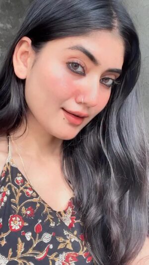 Umisha Ashar Instagram - 🙂‍↔️🩷 #reels #instagood #explorepage #reelitfeelit #explore