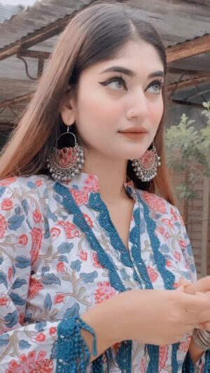 Umisha Ashar Instagram - 🫶🏻🌸 @bossmusicproductions #reels #reelitfeelit #instagood #explore