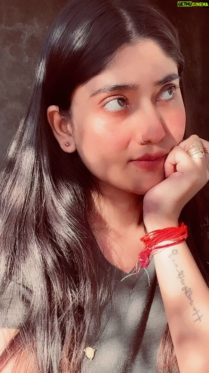 Umisha Ashar - 3 Likes - ✨ @singershamshershamu
@sarab_records
#shamshershamu
.
.
.
.
.
.

@_digital98 
digital98