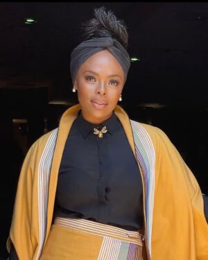 Unathi Nkayi Instagram - As we draw to the end of INTERNATIONAL WOMEN’S month and as I mature I’ve realised that I feel the most powerful and sexy when I am feminine in my traditional attire. CAMAGU bafazi belilizwe. CAMAGU bafazi besizwe sethu.